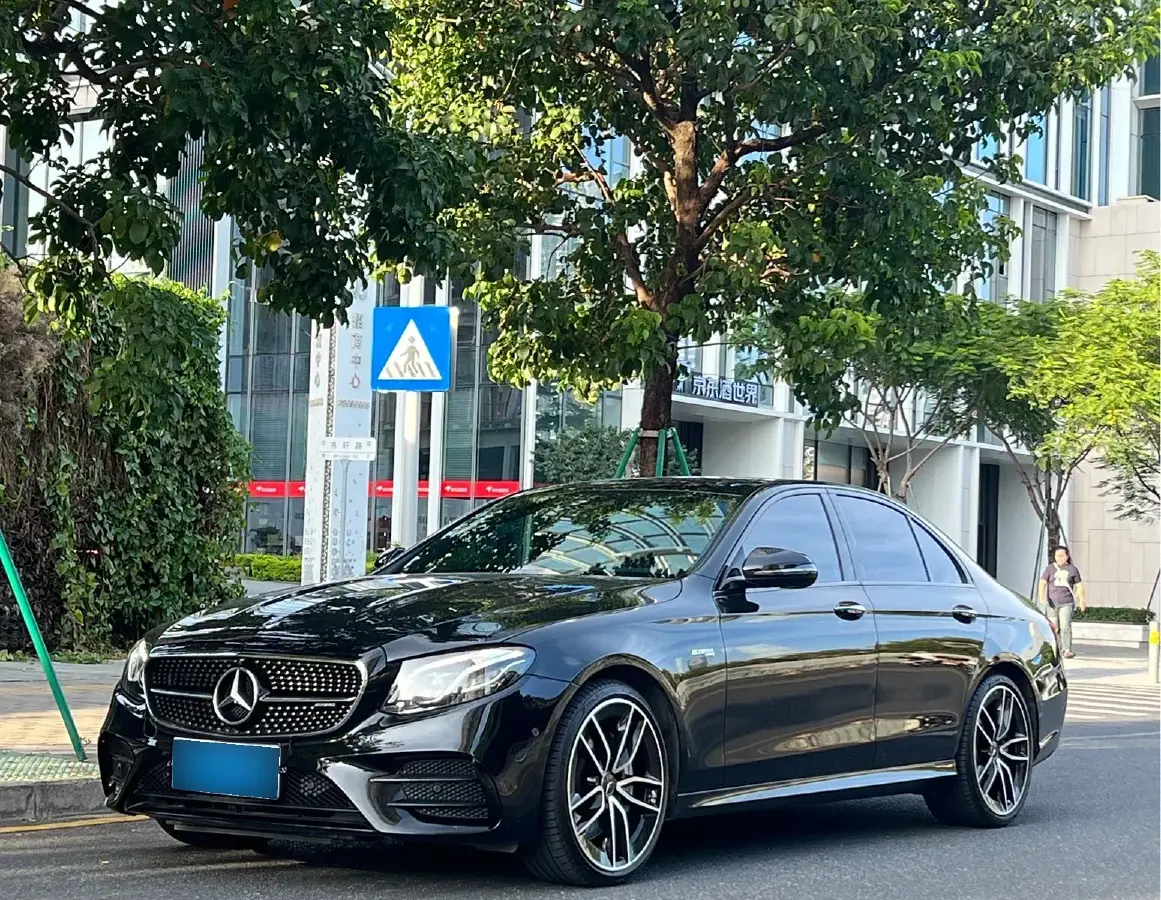 2019 Mercedes-Benz E AMG 3.0T 435HP L6 9AT