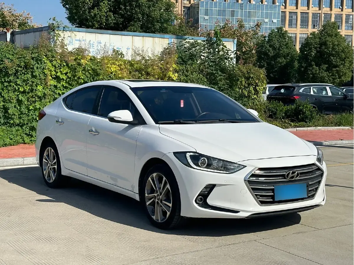 2016 Hyundai Elantra 1.6L 130HP L4 6AT