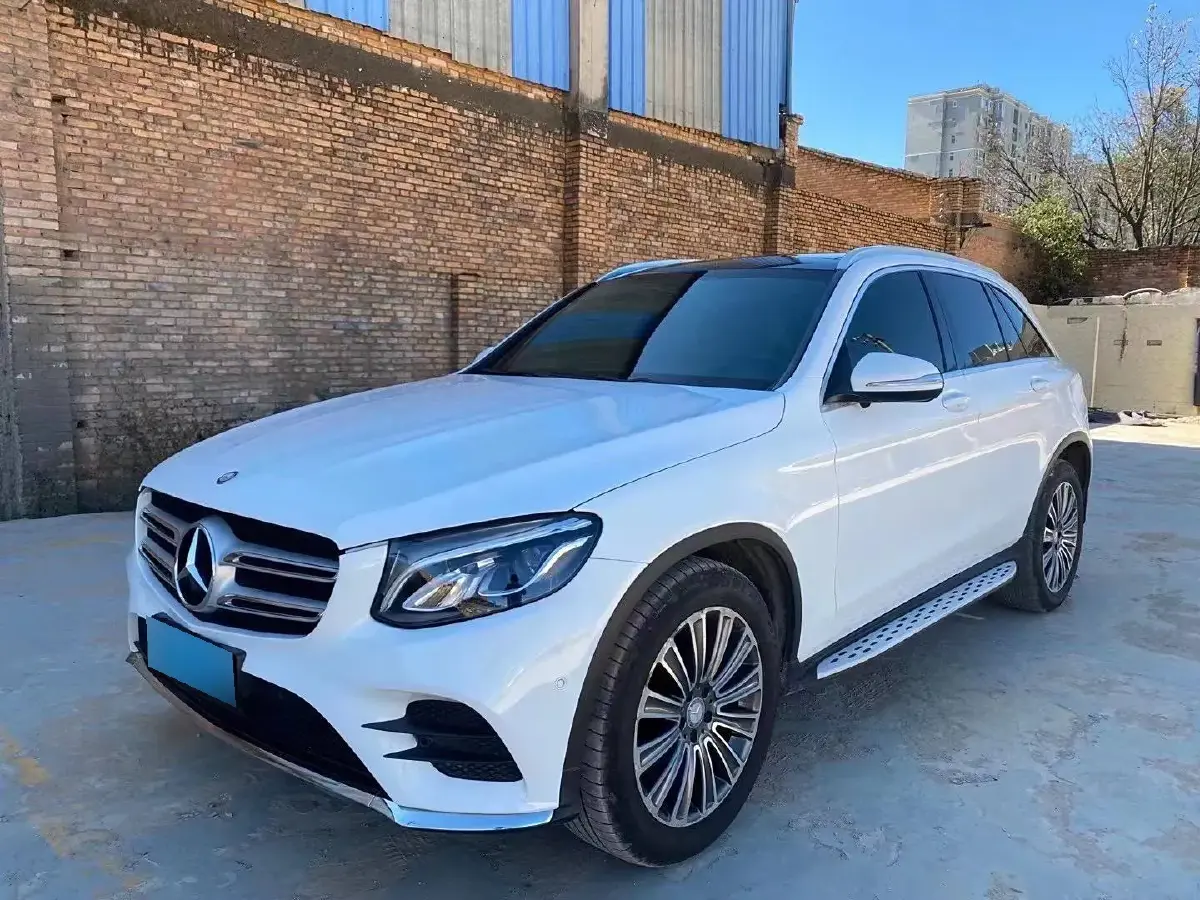 2017 Mercedes-Benz GLC Class 2.0T 211HP L4 9AT