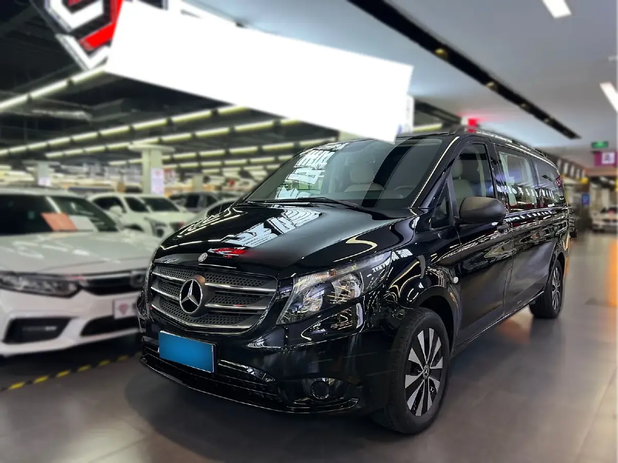 2016 Mercedes-Benz Vito 2.0T 211HP L4 7AT