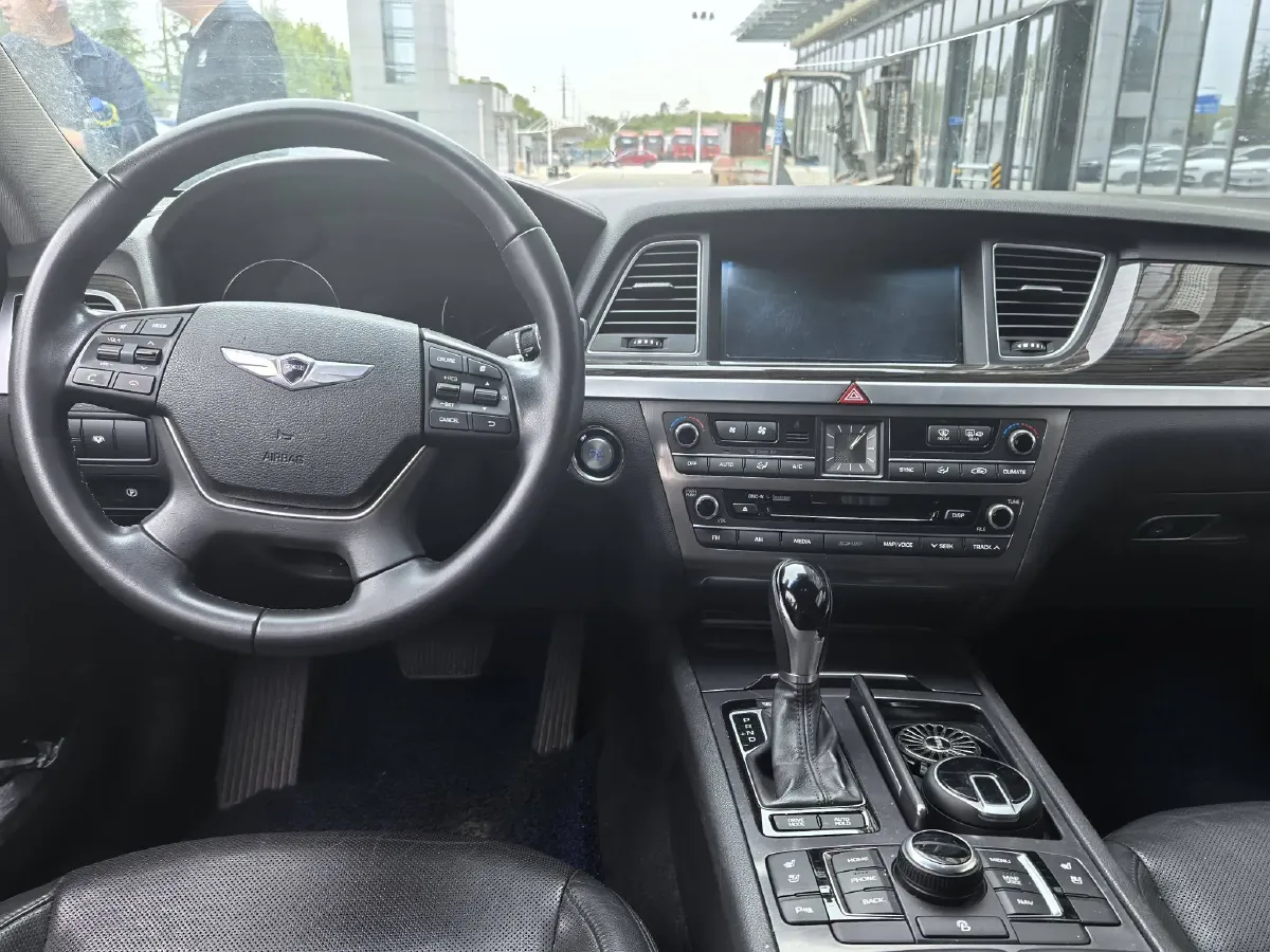 2015 Hyundai Cenesis 3.0L 257HP V6 8AT,autocango,china used car exporter,china ev exporter,chinese used car exporter,chinese used ev exporter