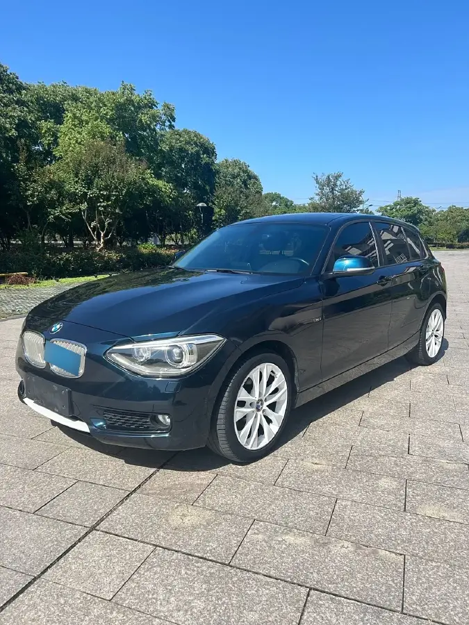 2012 BMW 1 Series 1.6T 136HP L4 8AT