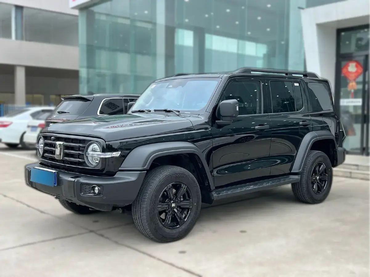 2024 Tank 300 2.0T 227HP L4 8AT