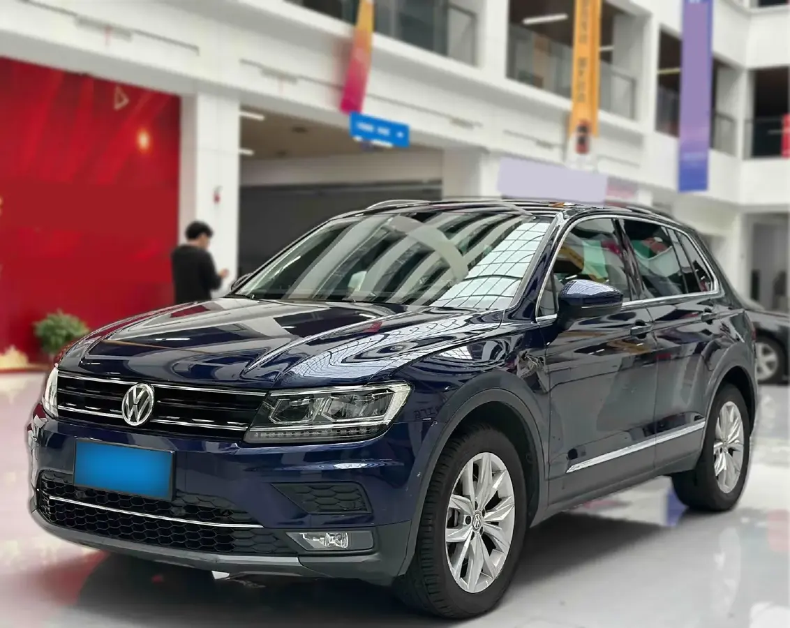 2018 Volkswagen Tiguan 2.0T 180HP L4 7DCT