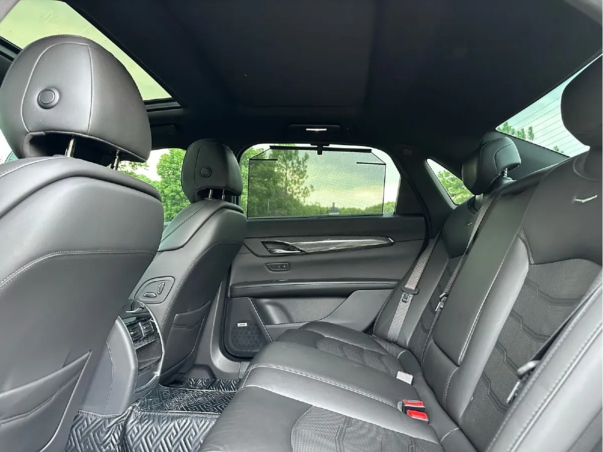 2021 Cadillac CT6 2.0T 237HP L4 10AT,autocango,china used car exporter,china ev exporter,chinese used car exporter,chinese used ev exporter