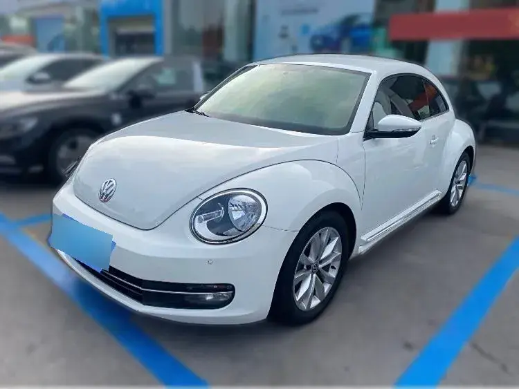 2015 Volkswagen Beetle 1.4T 160HP L4 7DCT