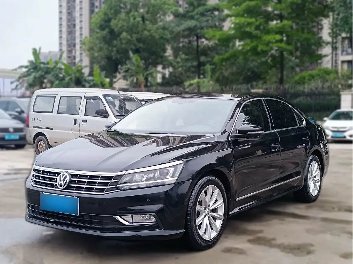 2017 Volkswagen Passat 1.4T 150HP L4 7DCT