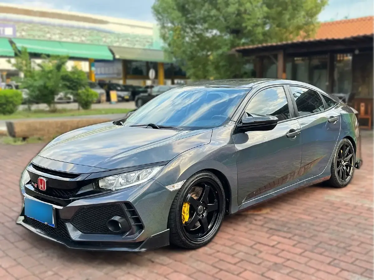 2016 Honda Civic 1.5T 177HP L4 CVT