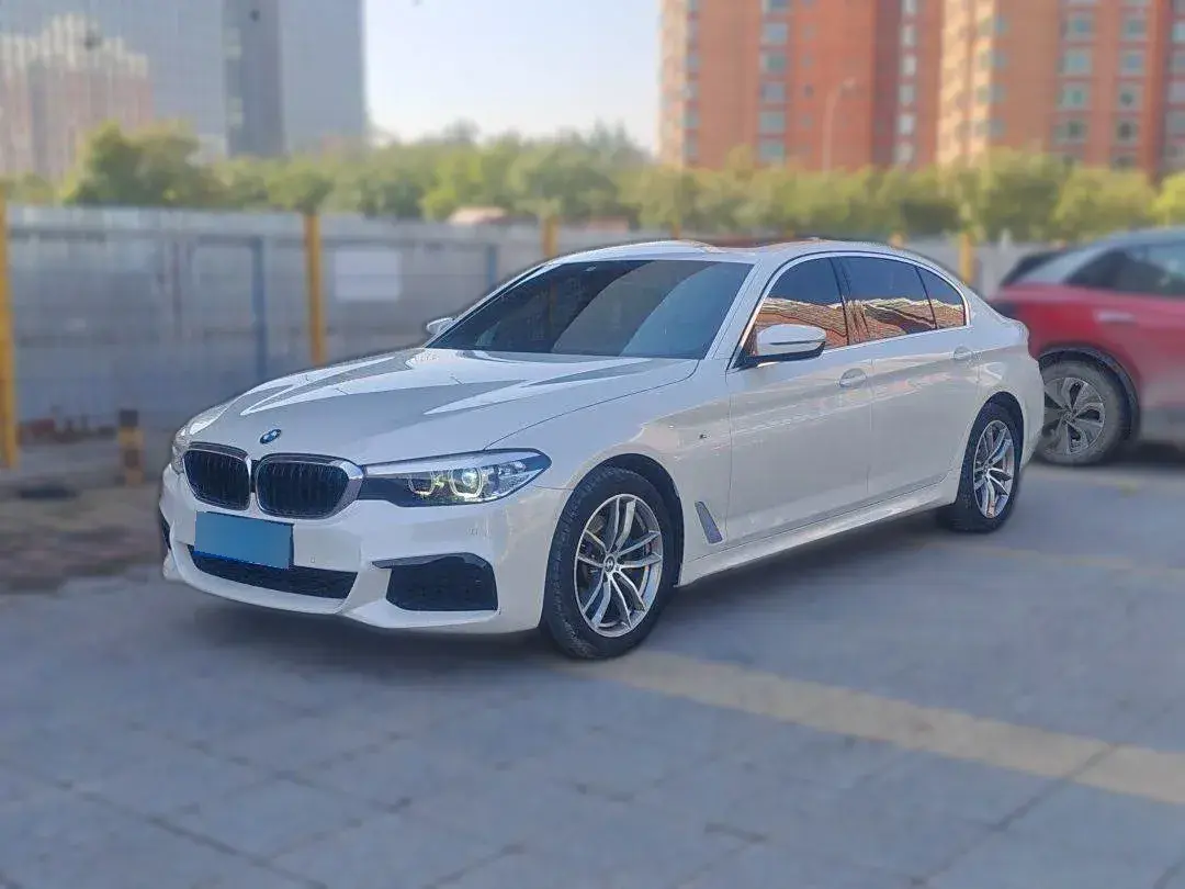 2020 BMW 5 Series 2.0T 184HP L4 8AT