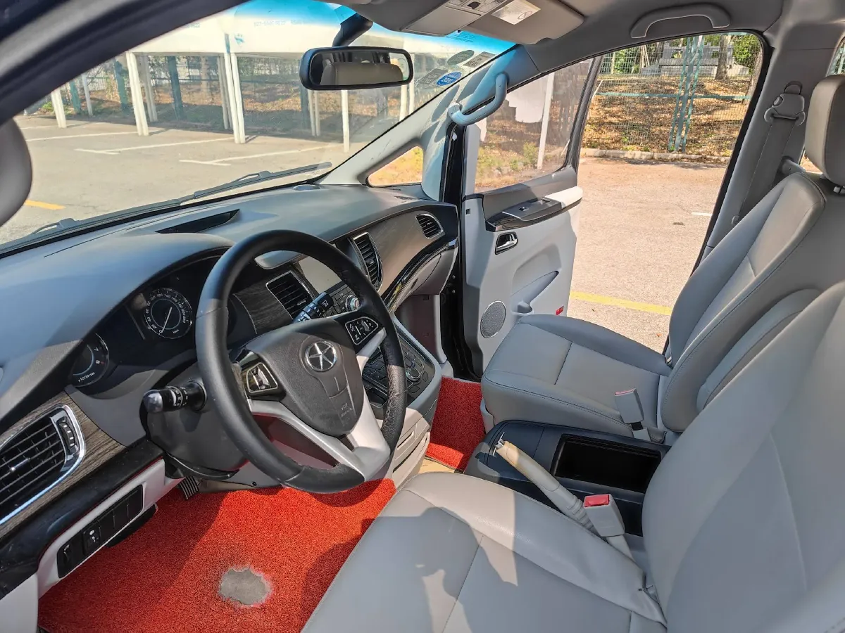 2013 JAC Refine M5 2.0T 177HP L4 5AT,autocango,china used car exporter,china ev exporter,chinese used car exporter,chinese used ev exporter