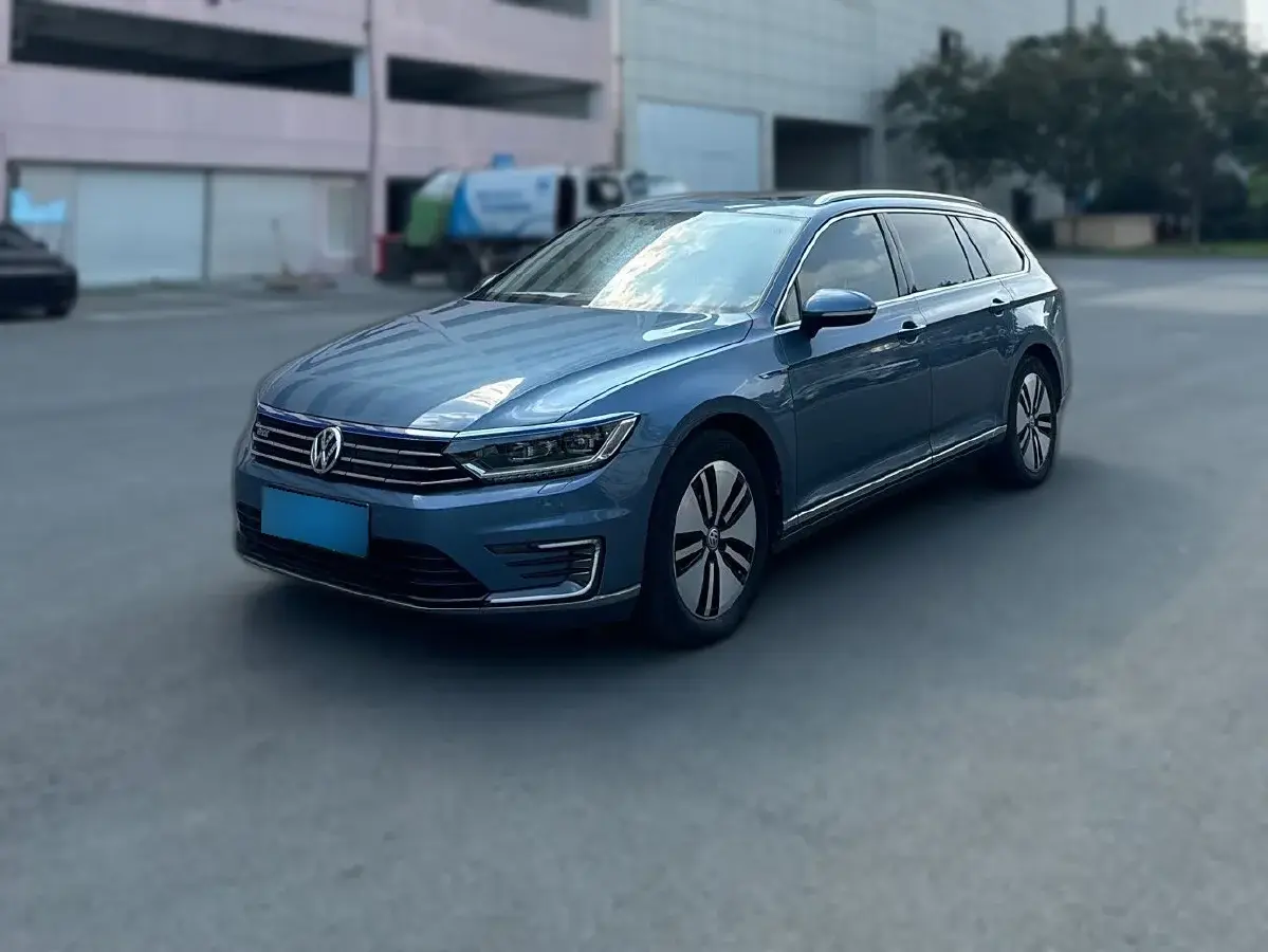 2019 Volkswagen Alltrack 1.4T 156HP L4 6DCT PHEV 9.9KWH