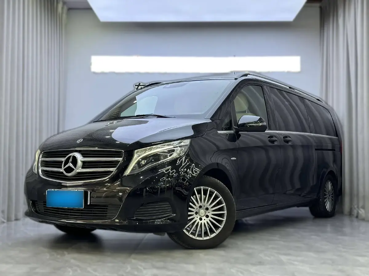 2018 Mercedes-Benz V Class 2.0T 211HP L4 7AT