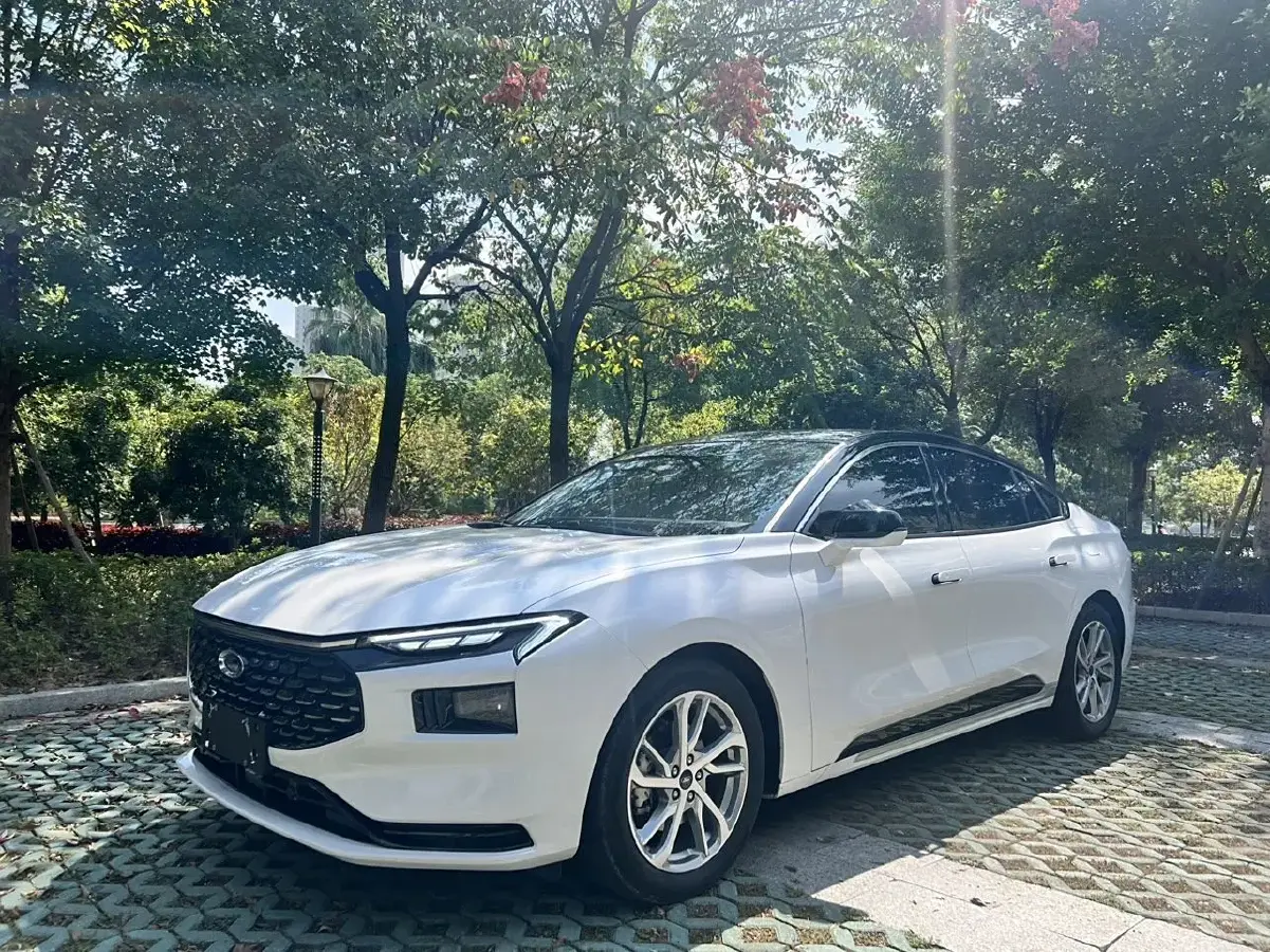 2022 Ford Mondeo 2.0T 238HP L4 8AT