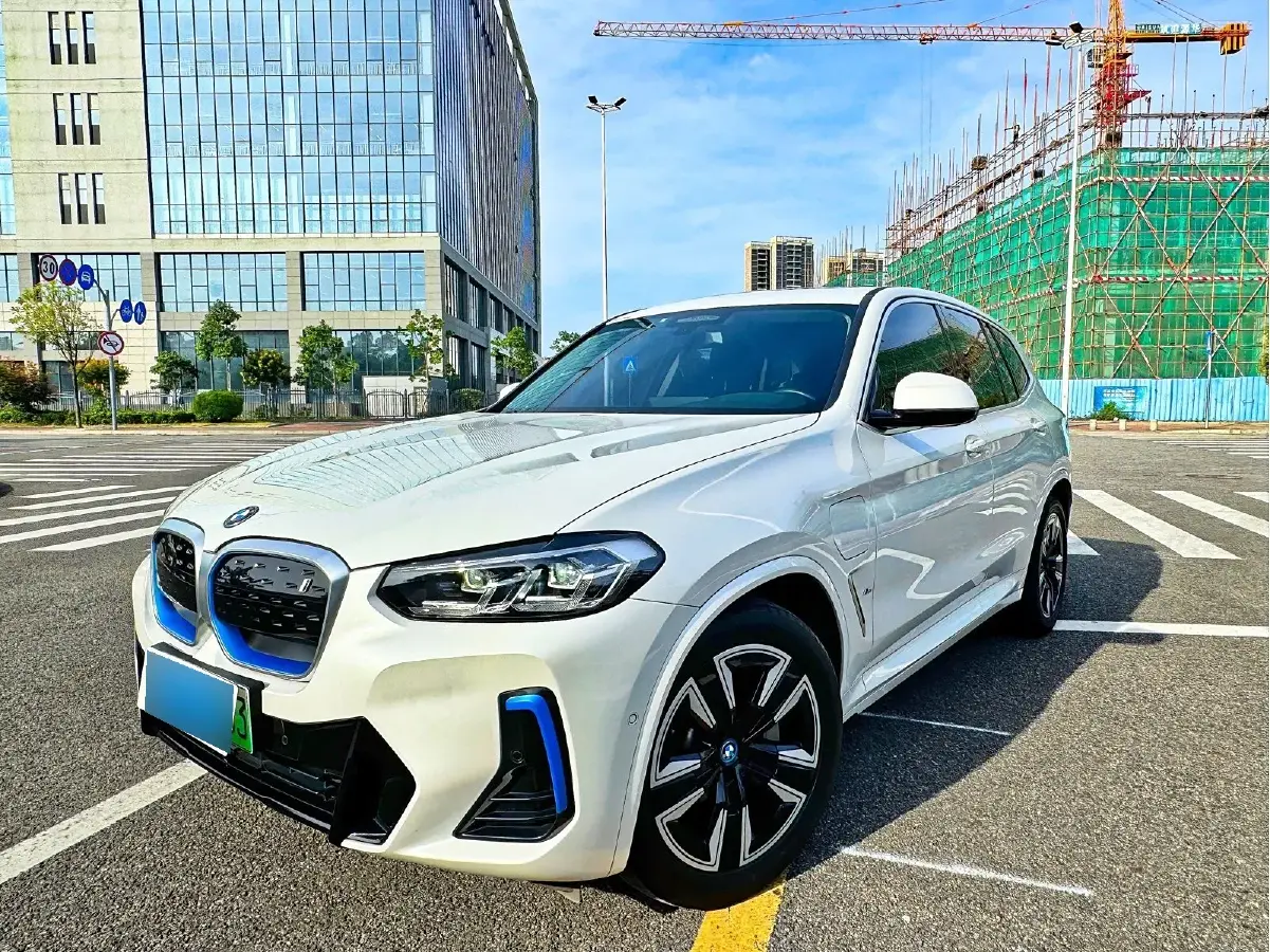 2022 BMW iX3 BEV 80KWH