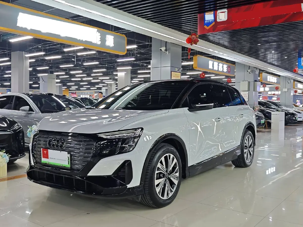 2023 Audi Q5 e-tron BEV 83.4KWH