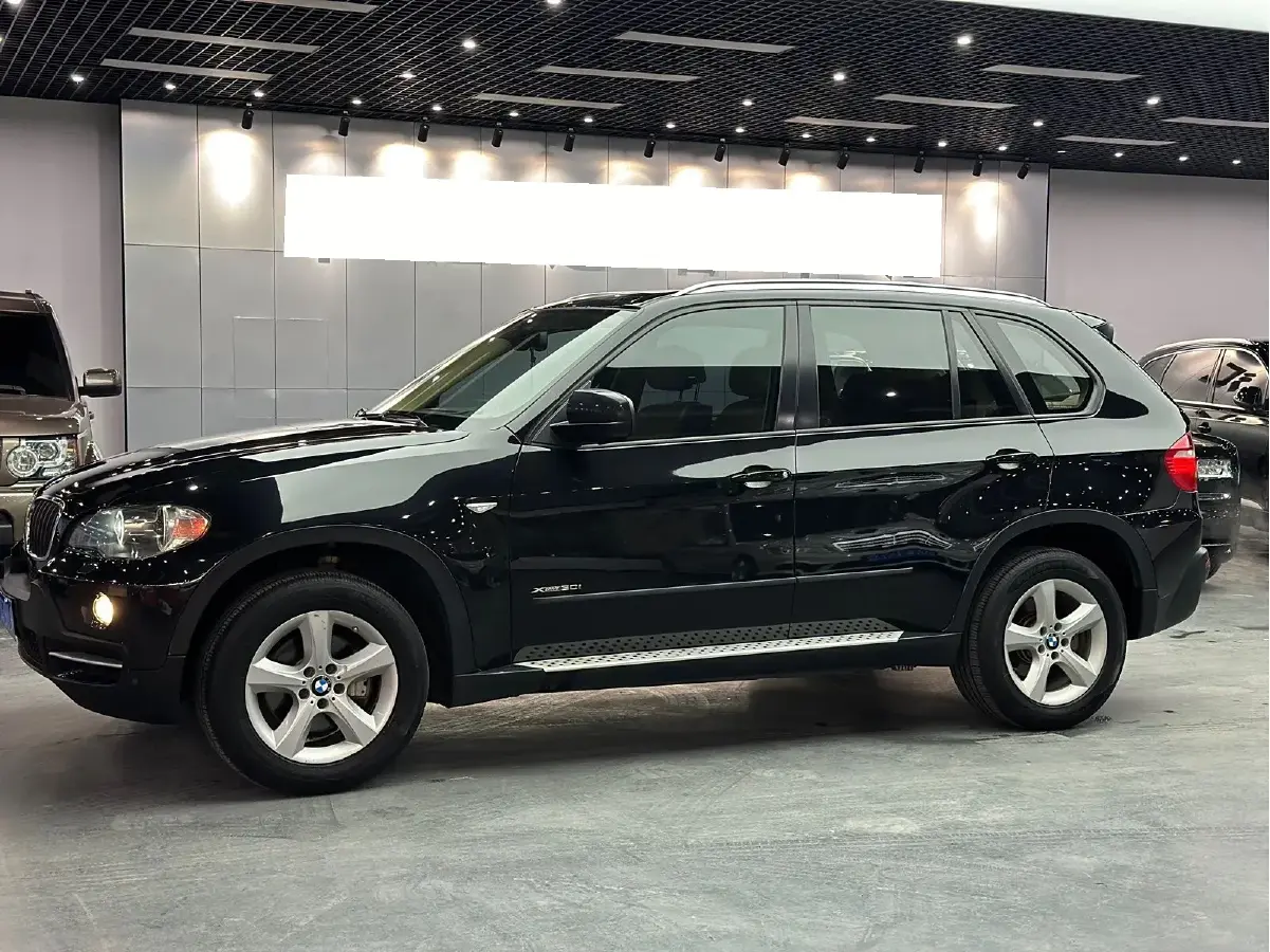 2010 BMW X5 3.0L 258HP L6 6AT
