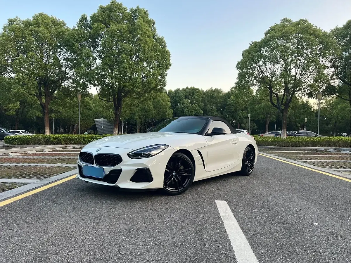 2019 BMW Z4 2.0T 197HP L4 8AT