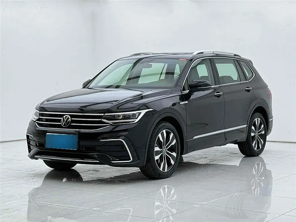 2022 Volkswagen Tiguan L 2.0T 186HP L4 7DCT