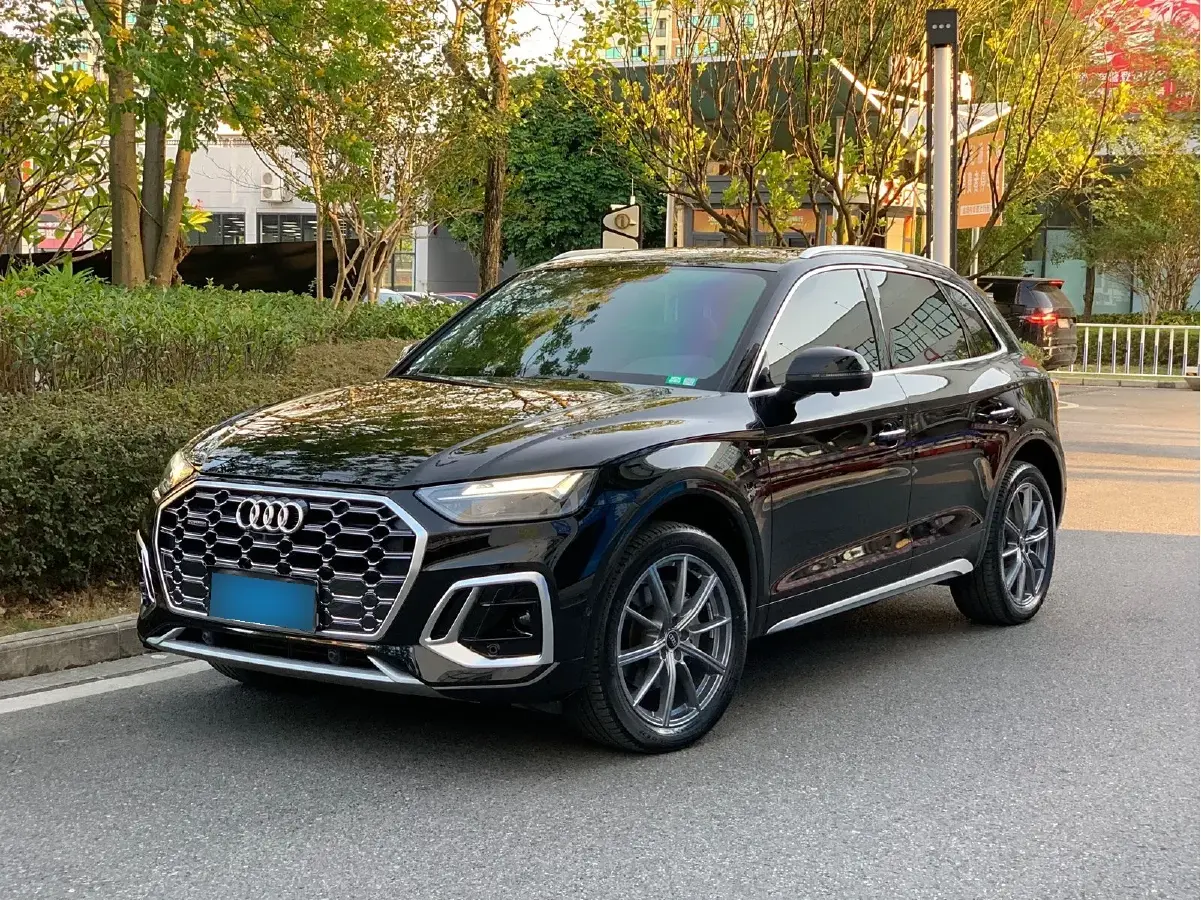 2022 Audi Q5L 2.0T 190HP L4 7DCT
