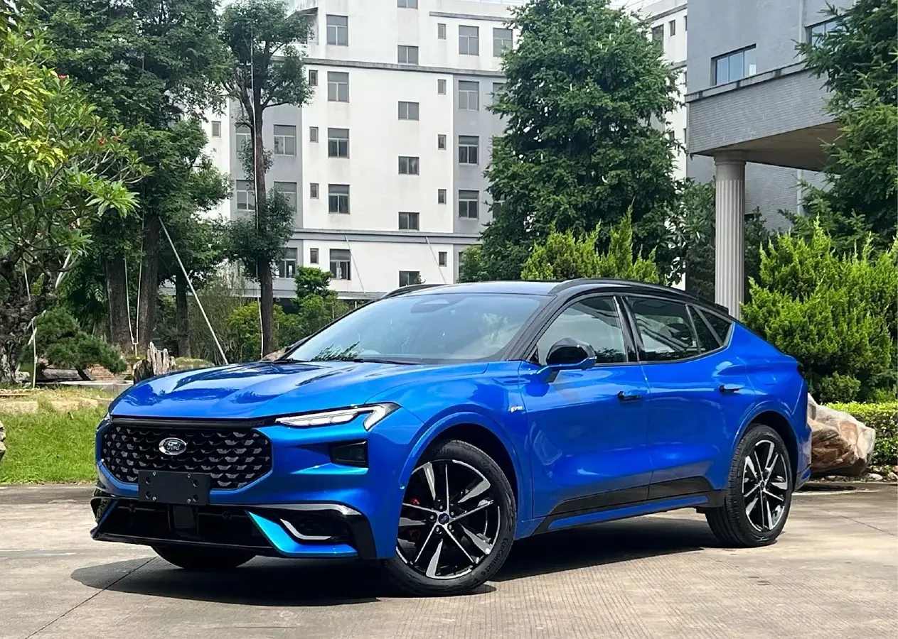 2022 Ford EVOS 2.0T 238HP L4 8AT