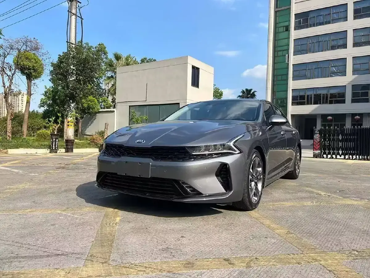 2020 Kia K5 1.5T 170HP L4 7DCT
