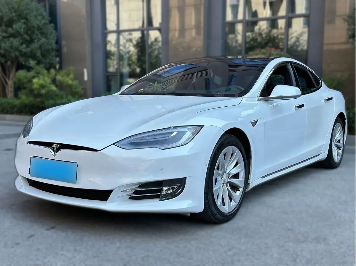 2017 Tesla Model S BEV 75KWH