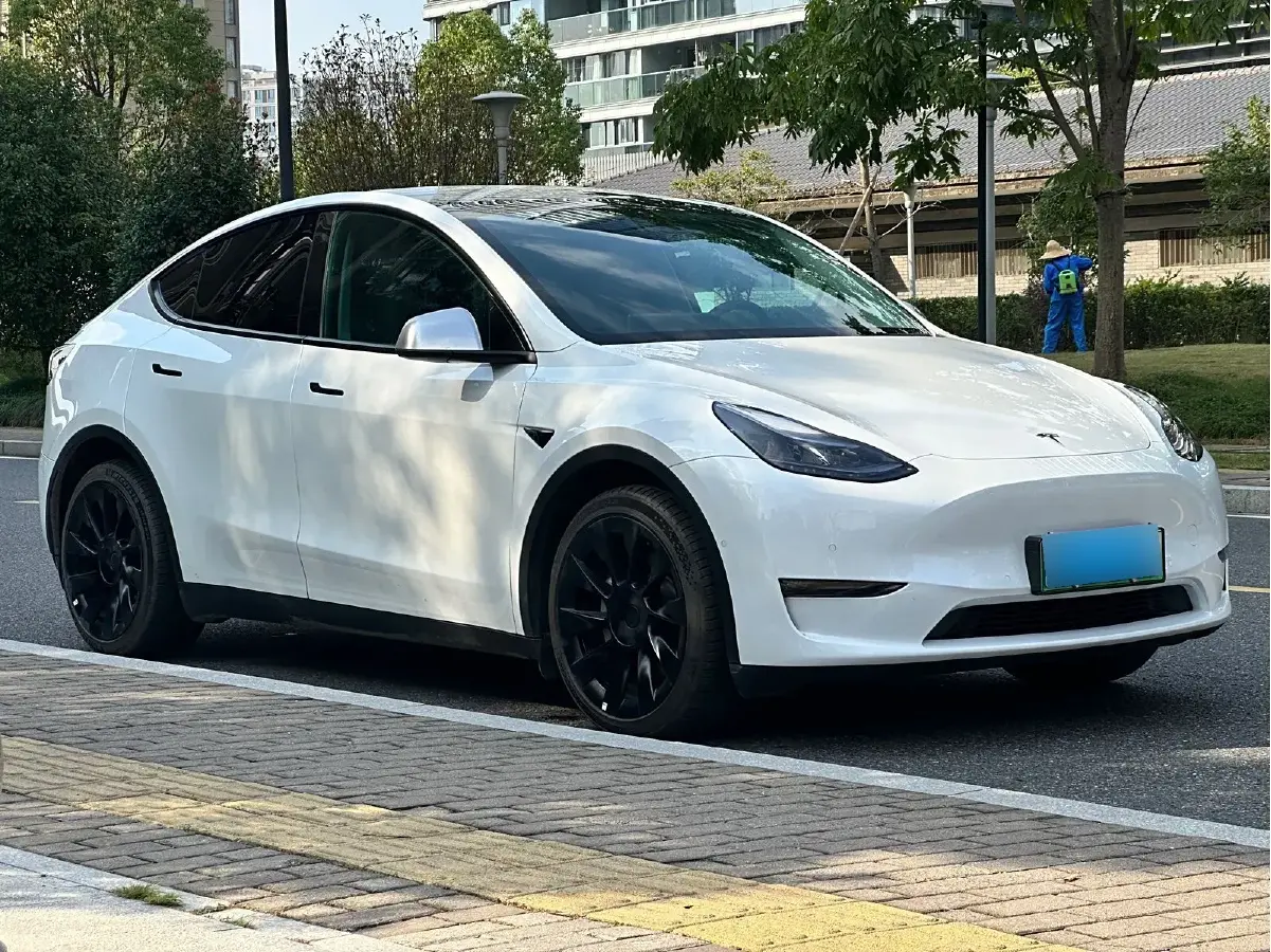 2024 Tesla Model Y BEV 78.4KWH