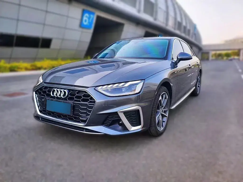 2020 Audi A4L 2.0T 190HP L4 7DCT