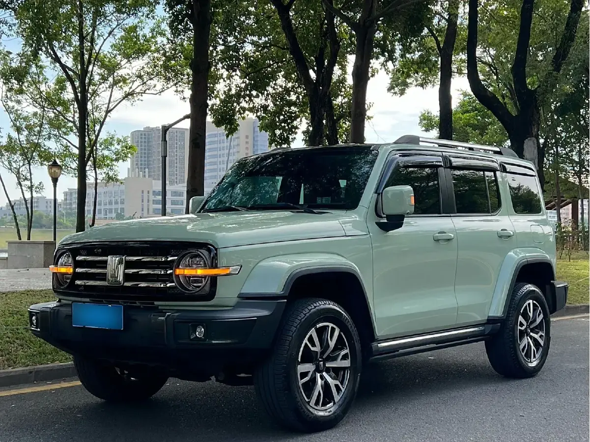 2021 Tank 300 2.0T 227HP L4 8AT