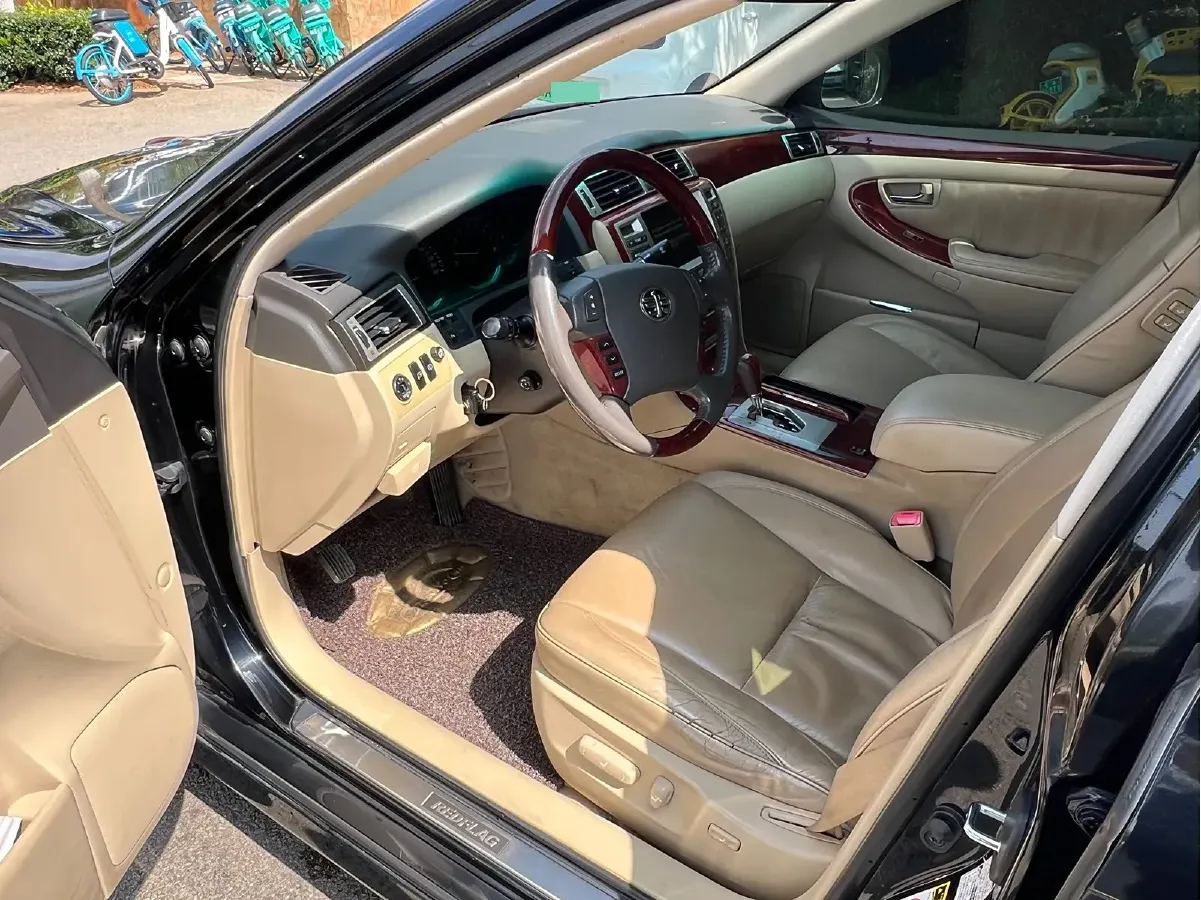 2007 HongQi ShengShi 3.0L 231HP V6 6AT,autocango,china used car exporter,china ev exporter,chinese used car exporter,chinese used ev exporter