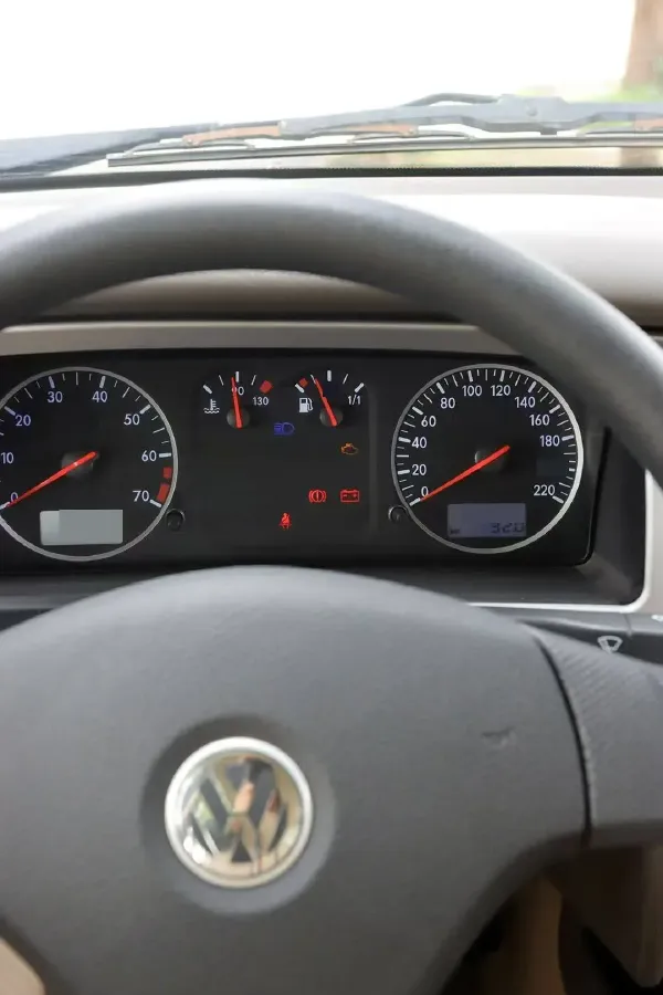 2008 Volkswagen Santana Vista 1.8L 101HP L4 5MT,autocango,china used car exporter,china ev exporter,chinese used car exporter,chinese used ev exporter