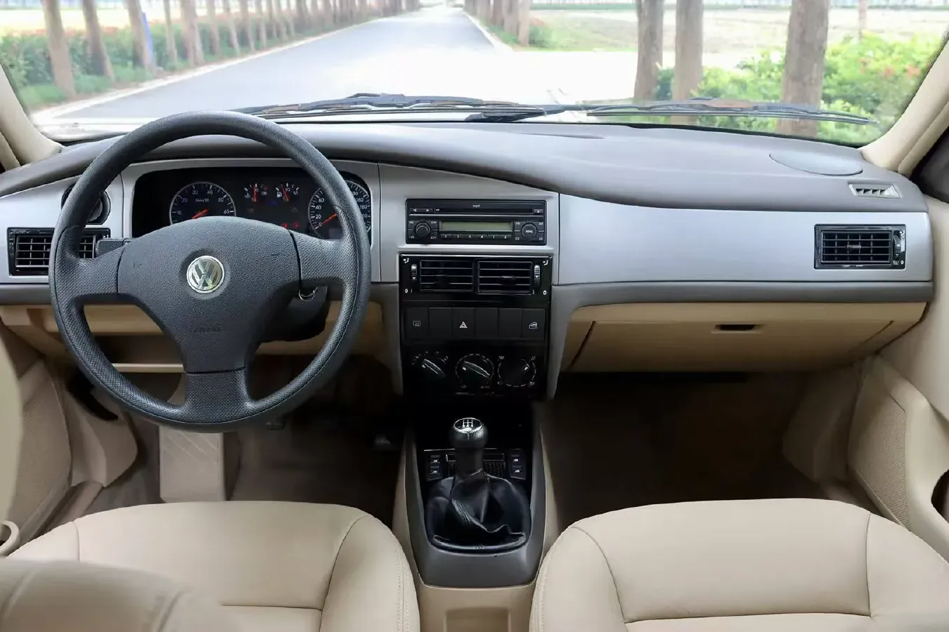 2008 Volkswagen Santana Vista 1.8L 101HP L4 5MT,autocango,china used car exporter,china ev exporter,chinese used car exporter,chinese used ev exporter