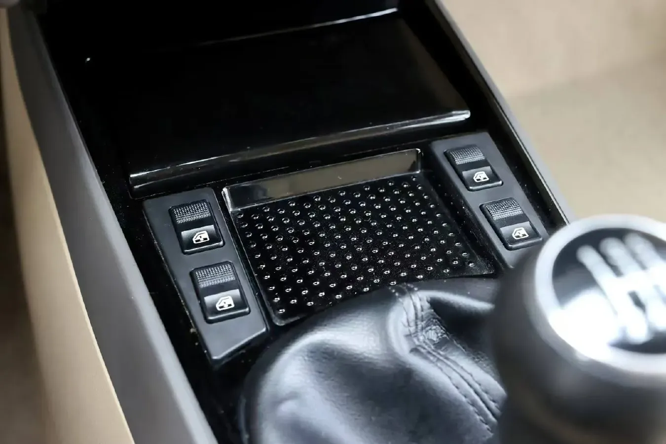 2008 Volkswagen Santana Vista 1.8L 101HP L4 5MT,autocango,china used car exporter,china ev exporter,chinese used car exporter,chinese used ev exporter