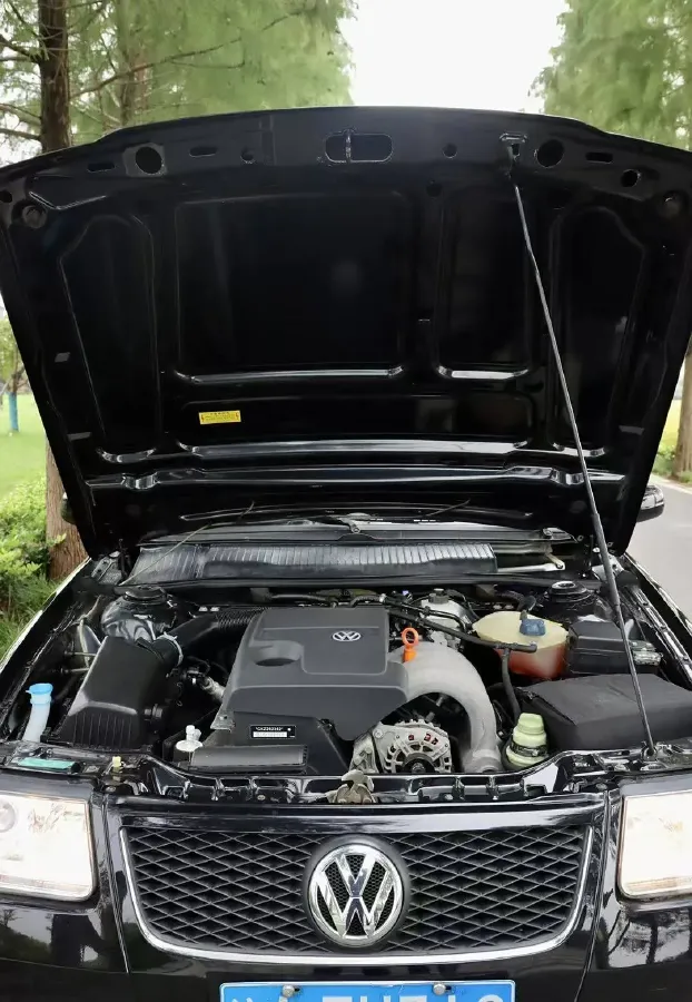 2008 Volkswagen Santana Vista 1.8L 101HP L4 5MT,autocango,china used car exporter,china ev exporter,chinese used car exporter,chinese used ev exporter