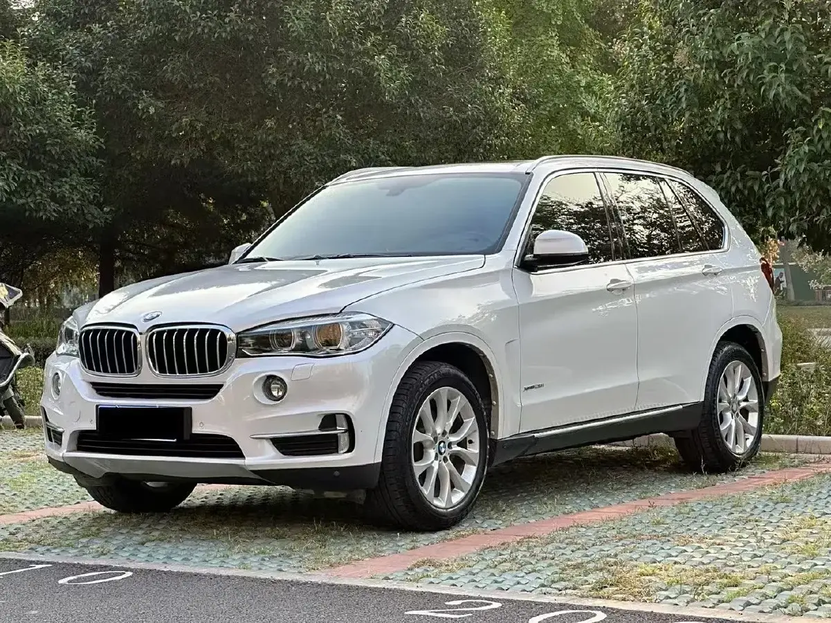 2017 BMW X5 2.0T 245HP L4 8AT