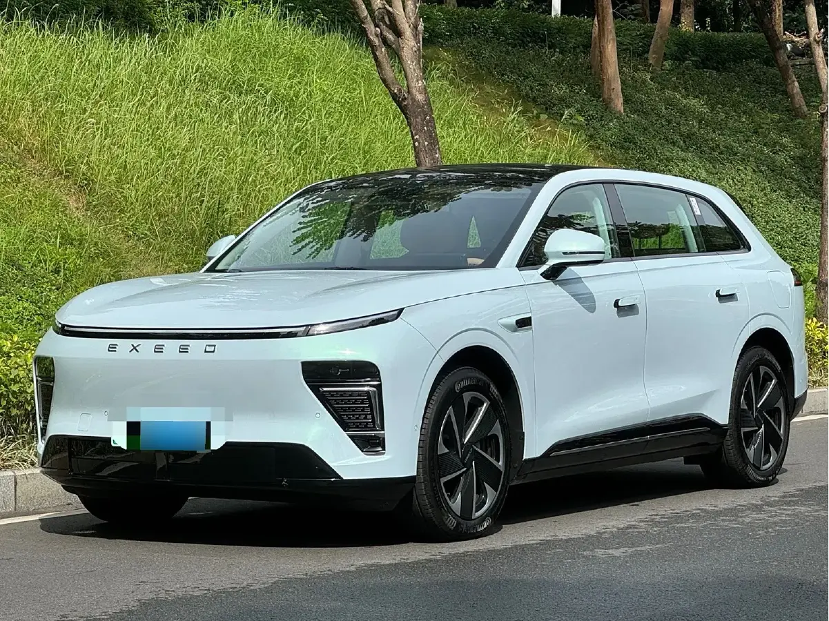 2024 Exceed Sterra ET 1.5T 156HP L4 REEV 32KWH