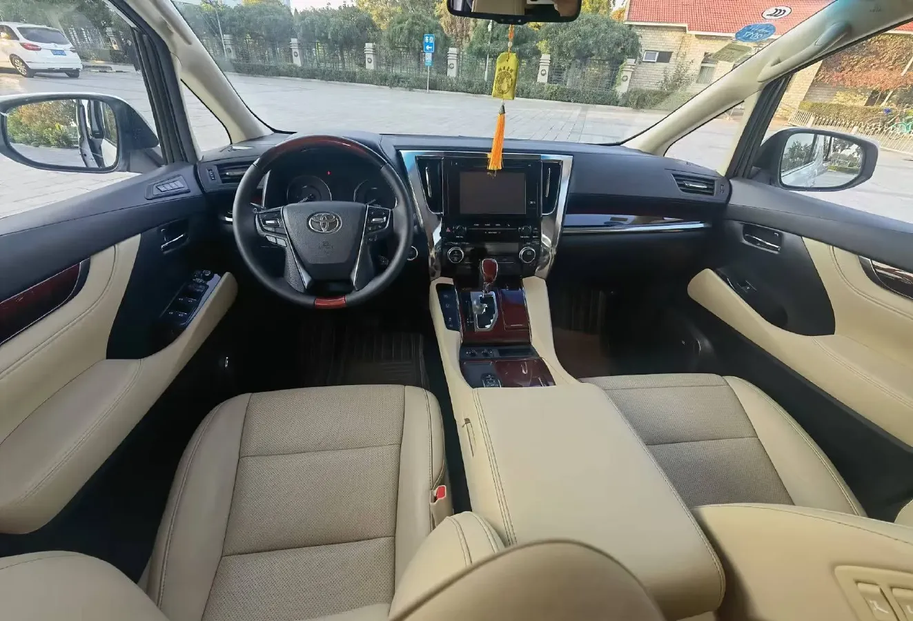 2015 Toyota Alphard 3.5L 275HP V6 6AT,autocango,china used car exporter,china ev exporter,chinese used car exporter,chinese used ev exporter