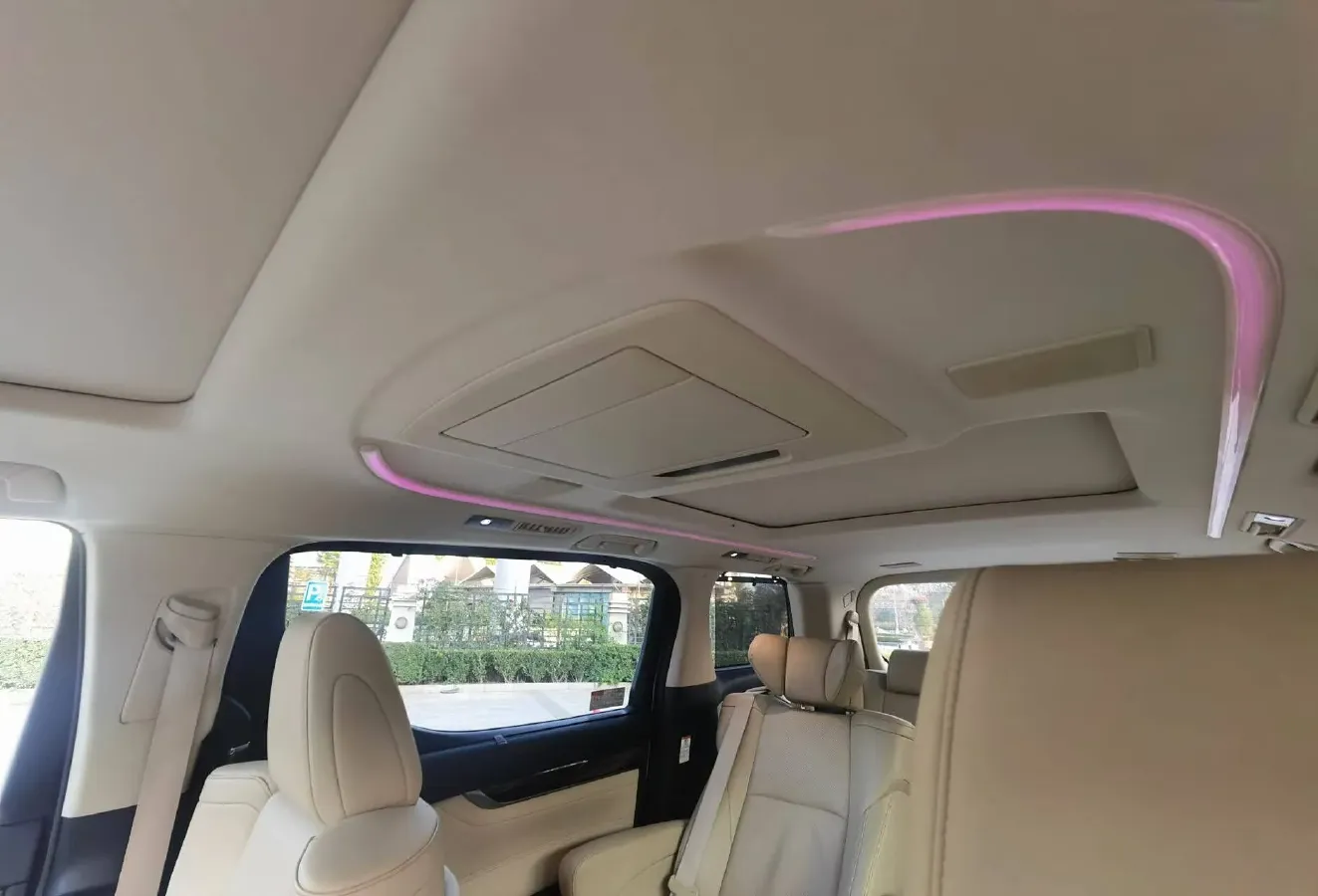 2015 Toyota Alphard 3.5L 275HP V6 6AT,autocango,china used car exporter,china ev exporter,chinese used car exporter,chinese used ev exporter