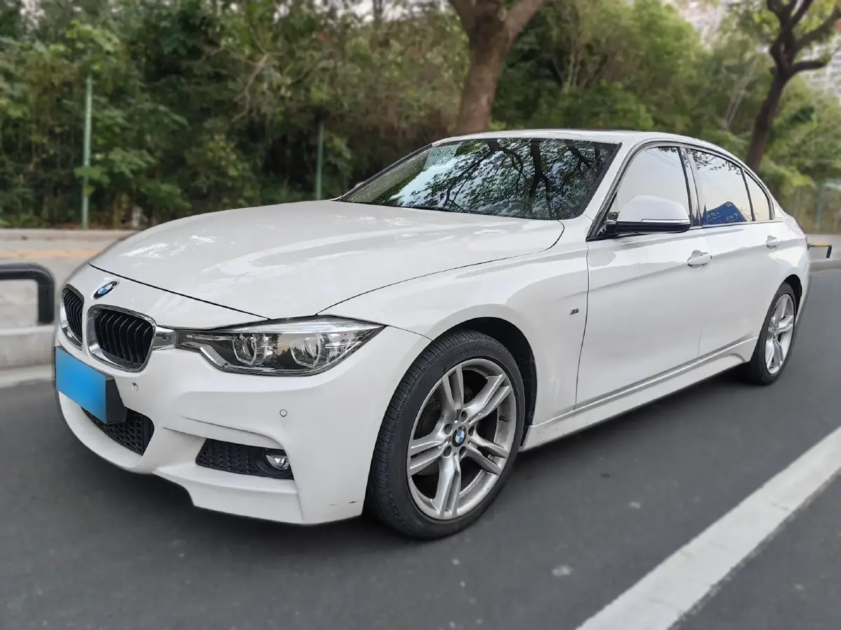 2018 BMW 3 Series 2.0T 184HP L4 8AT