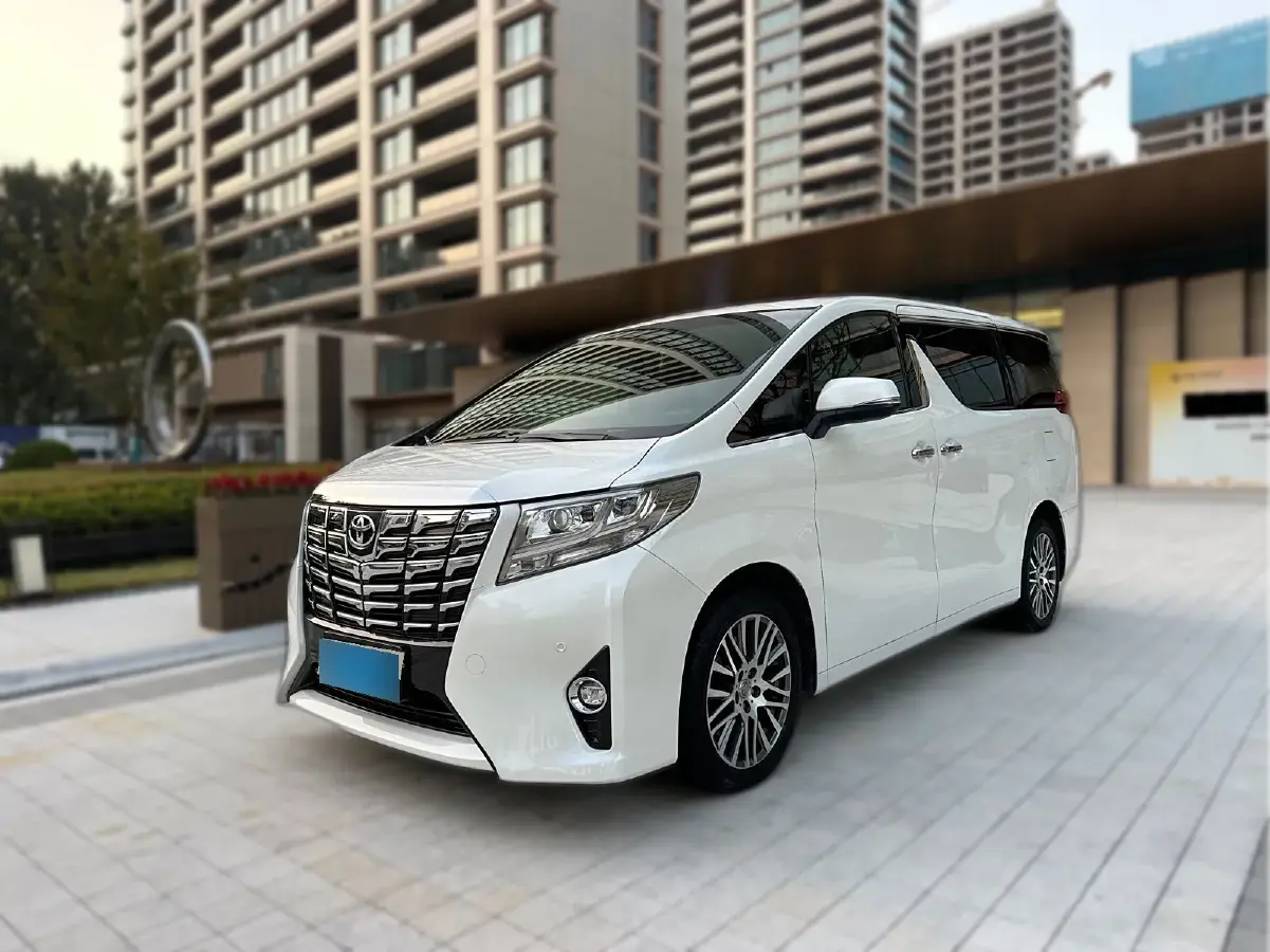 2015 Toyota Alphard 3.5L 275HP V6 6AT