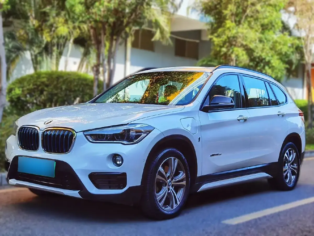2017 BMW X1 1.5T 136HP L3 6AT PHEV 10.7KWH