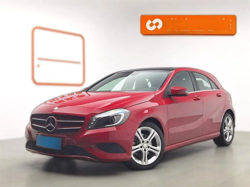 2015 Mercedes-Benz A Class 1.6T 122HP L4 7DCT