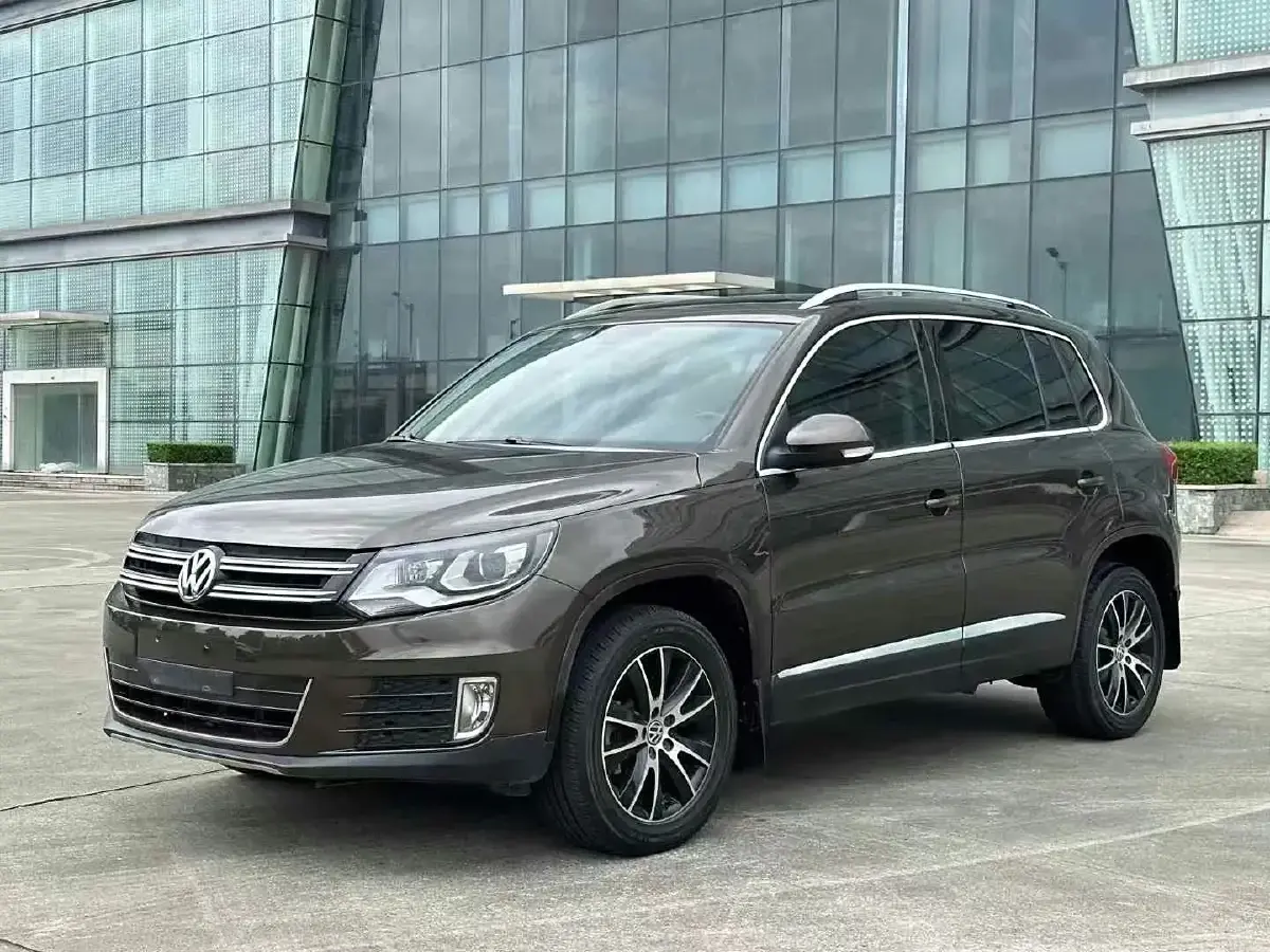 2015 Volkswagen Tiguan 1.8T 160HP L4 6AT