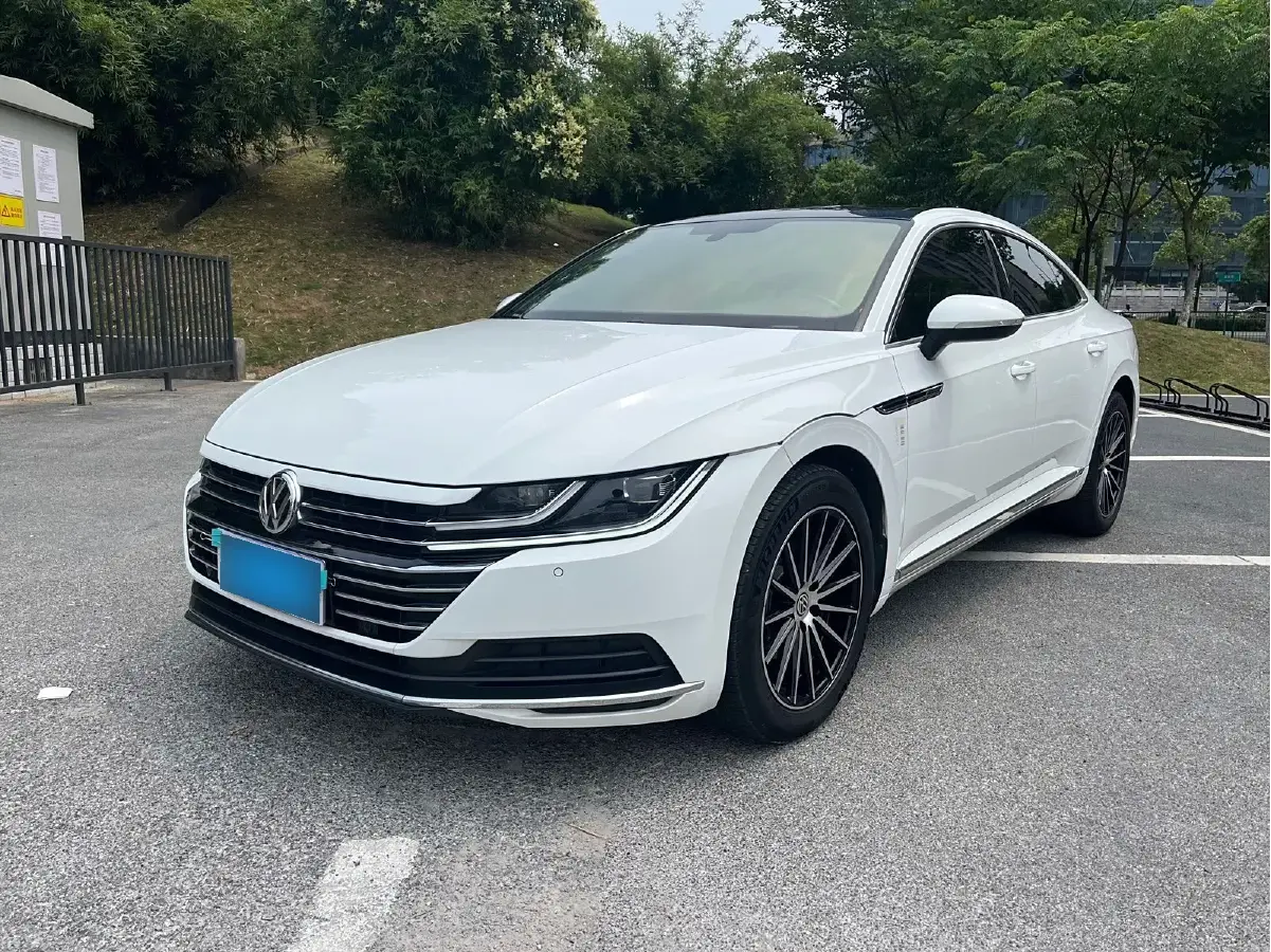 2019 Volkswagen CC 2.0T 186HP L4 7DCT