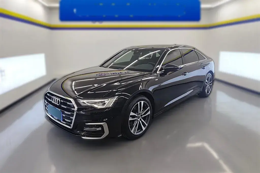 2023 Audi A6L 2.0T 190HP L4 7DCT