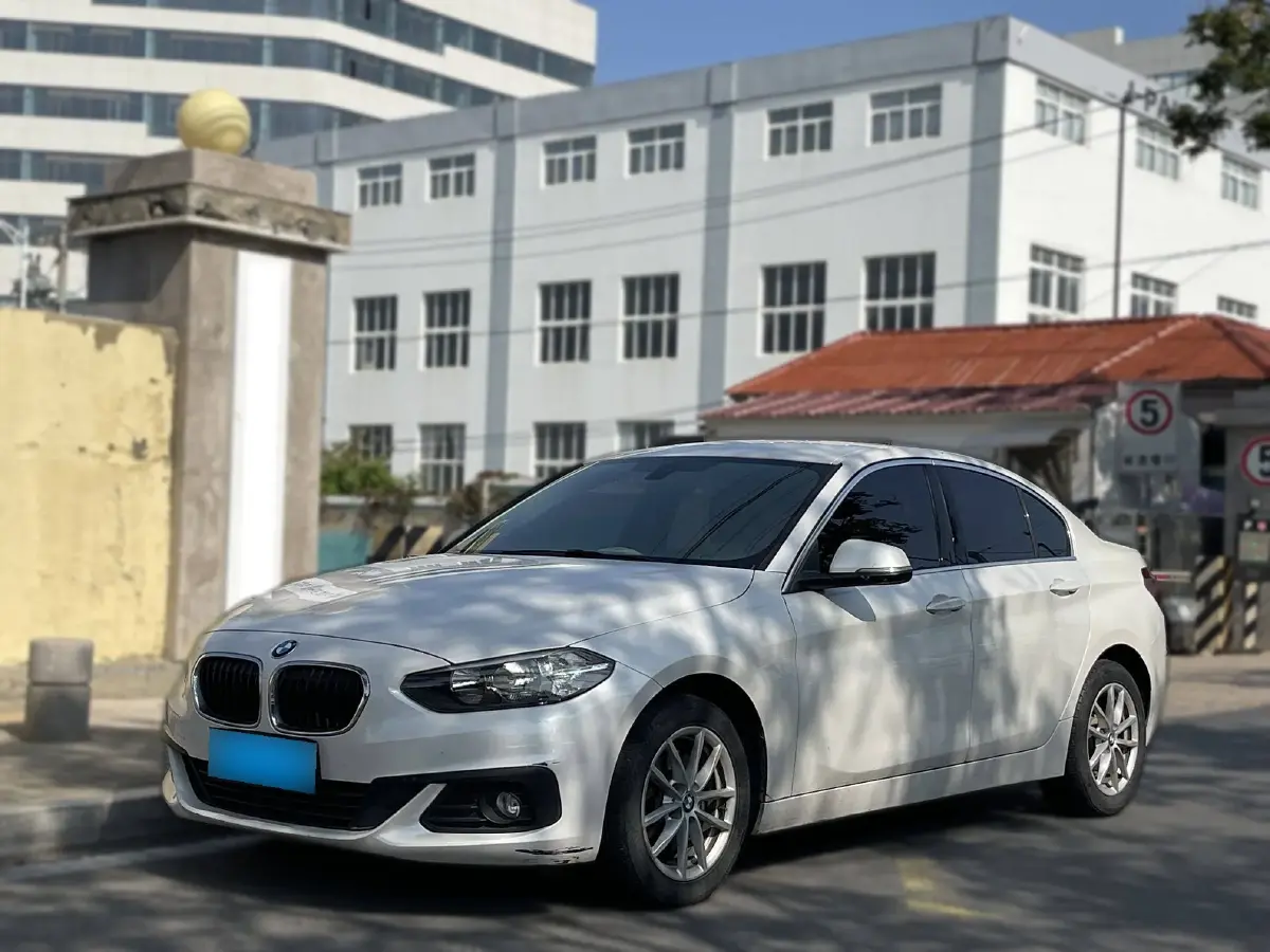 2018 BMW 1 Series 1.5T 136HP L3 6AT