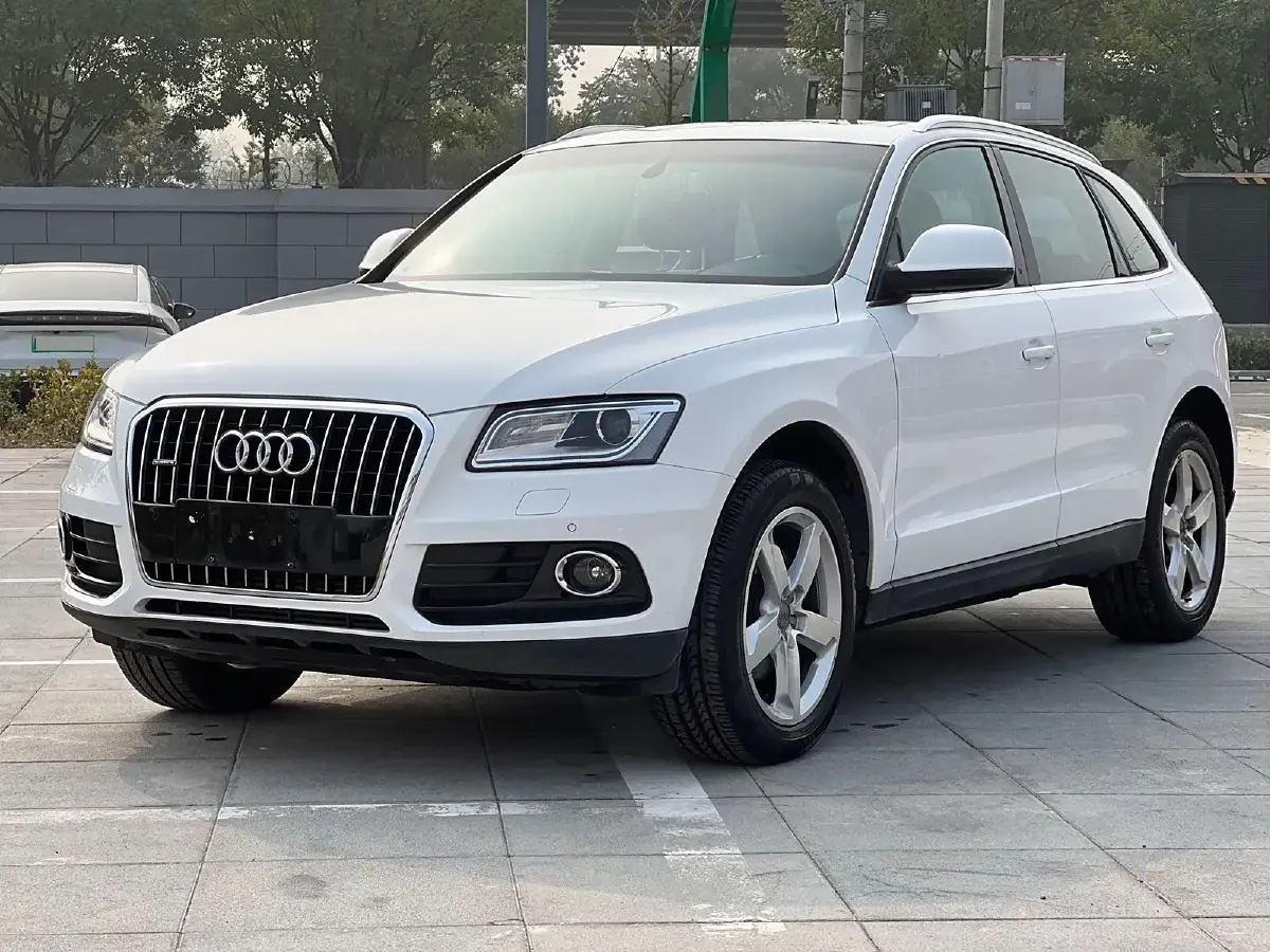 2015 Audi Q5 2.0T 224HP L4 8AT