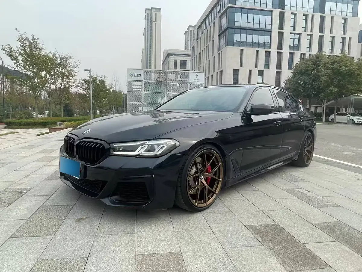 2021 BMW 5 Series 2.0T 252HP L4 8AT