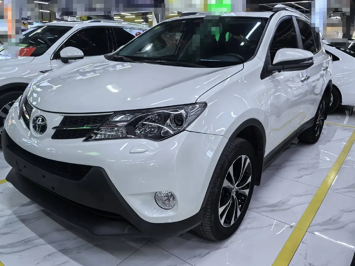 2015 Toyota RAV4 2.5L 180HP L4 6AT