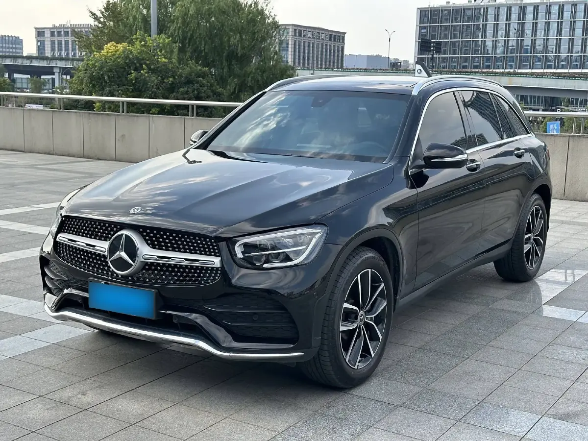 2020 Mercedes-Benz GLC Class 2.0T 197HP L4 9AT